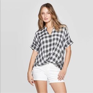 Plaid short sleeve V-neck wrap top